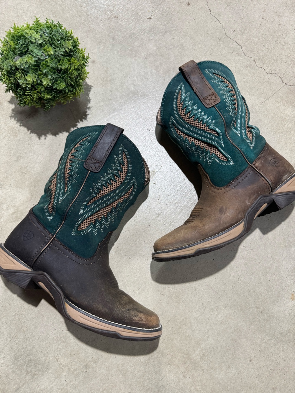 Ariat Anthem VenTEK Western Boots Women Size 7.5 Leather Teal Cowgirl Rodeo